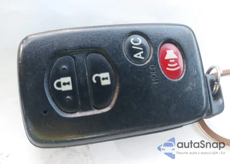 2012 Toyota Prius Plug-In z USA, uszkodzony, nr VIN JTDKN3DP7C3024947